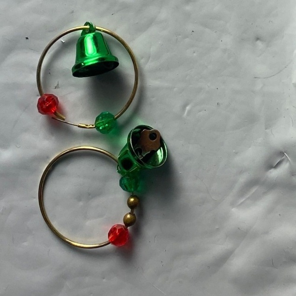 Handmade Gold Tone‎ Hoop Earrings Christmas Bells Green Red Beads Dangle Festive